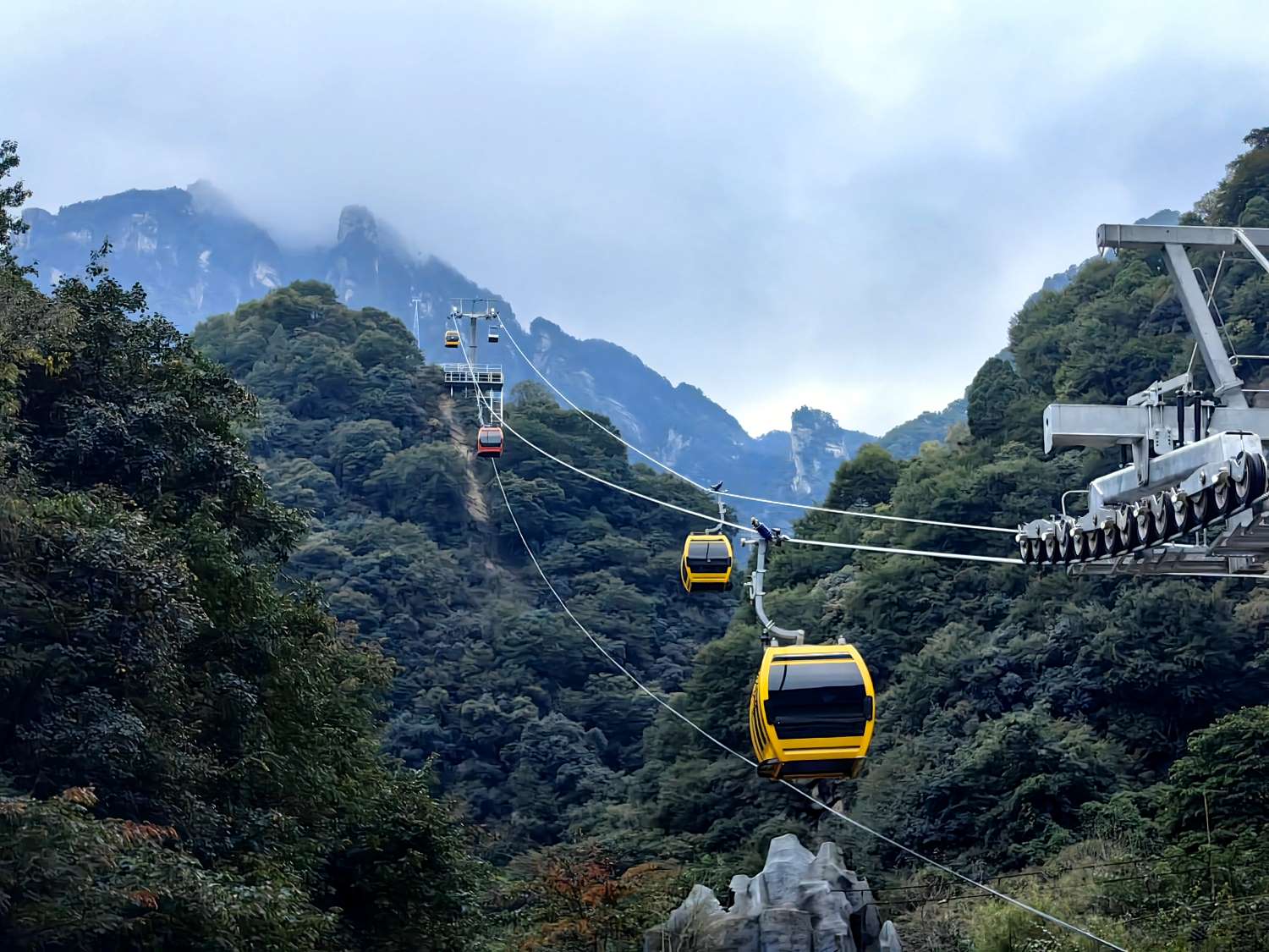 河南灵宝汉山索道 (1).jpg